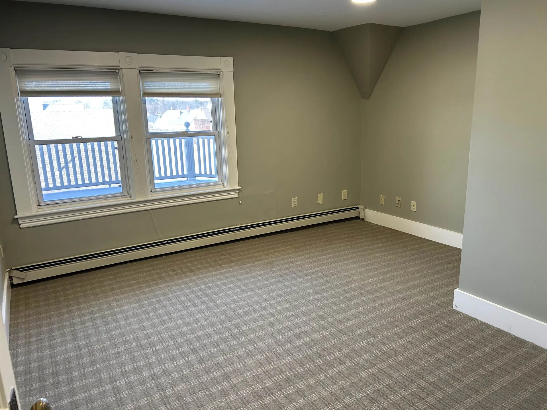 708 Pine Street Manchester NH 03104