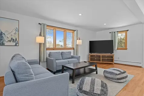 78 Strom Farm Lane Stowe VT 05672