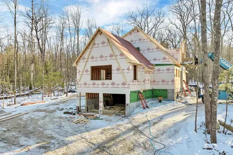 9 Christopher Court Wolfeboro NH 03894