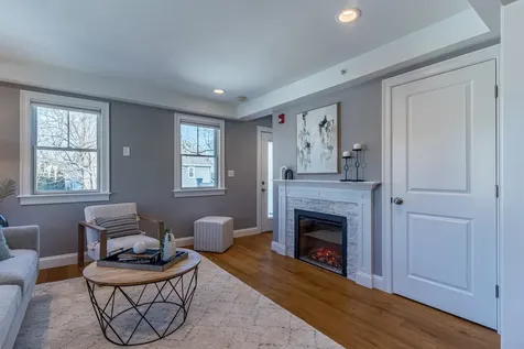 217 Bartlett Street Portsmouth NH 03801