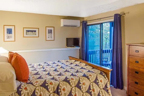 105 Williams Lane Hartford VT 05059