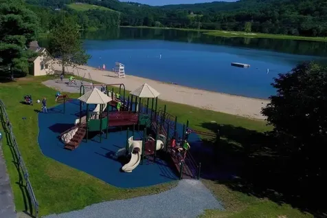 105 Williams Lane Hartford VT 05059