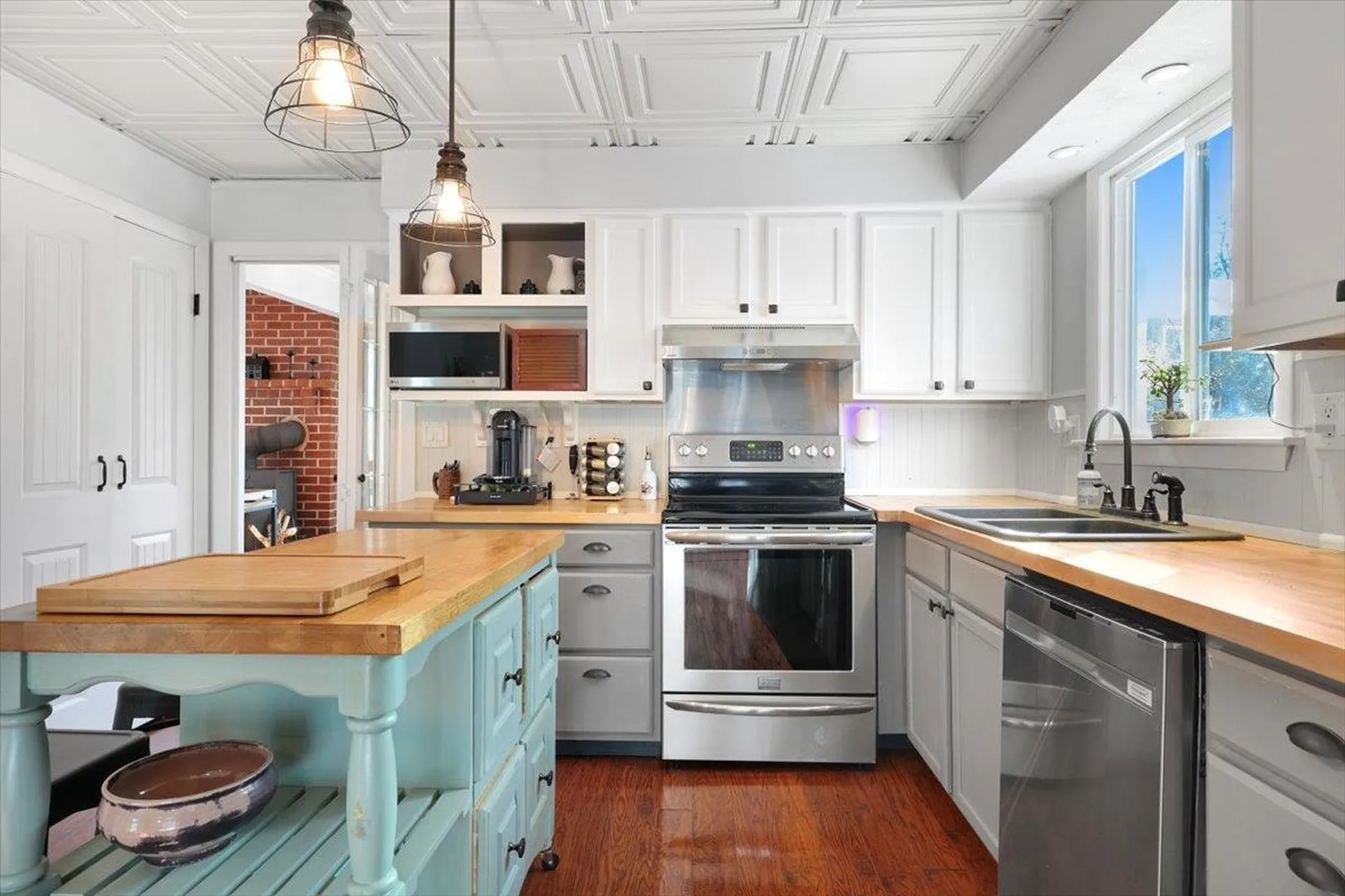 108 Wire Road Merrimack NH 03054