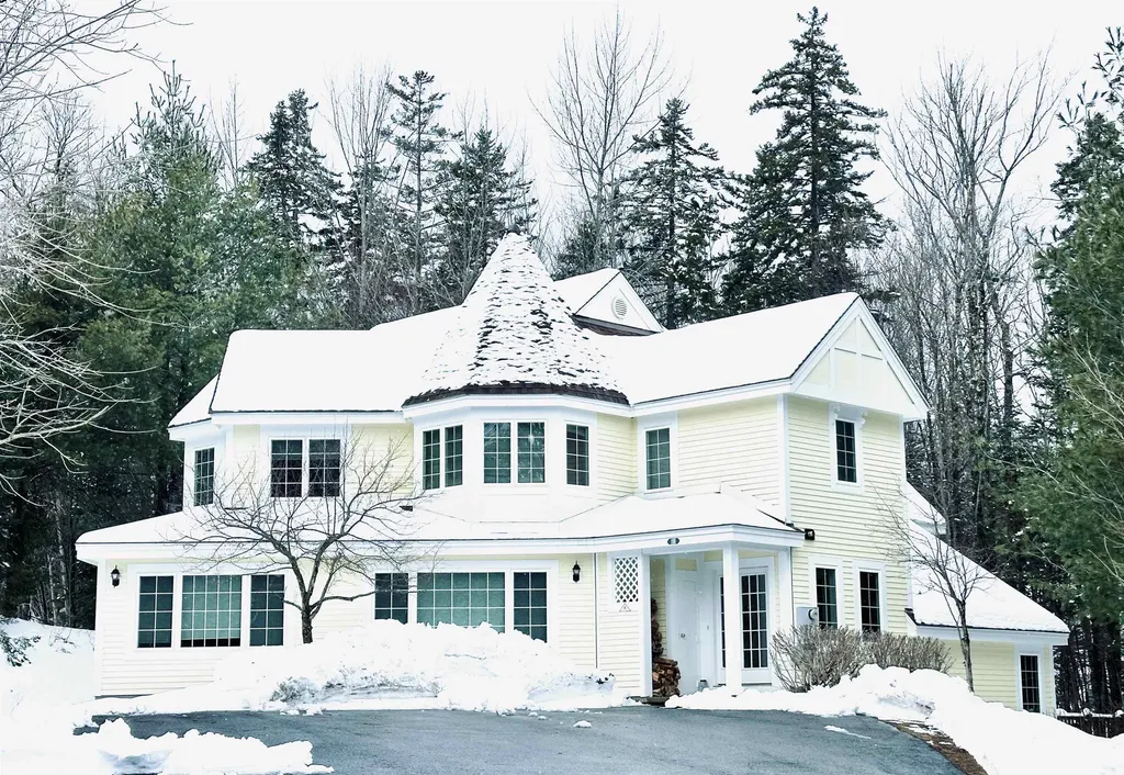 19A Kingswood Road Dover VT 05356