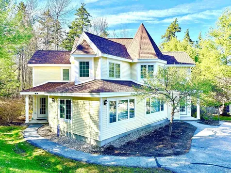 19A Kingswood Road Dover VT 05356