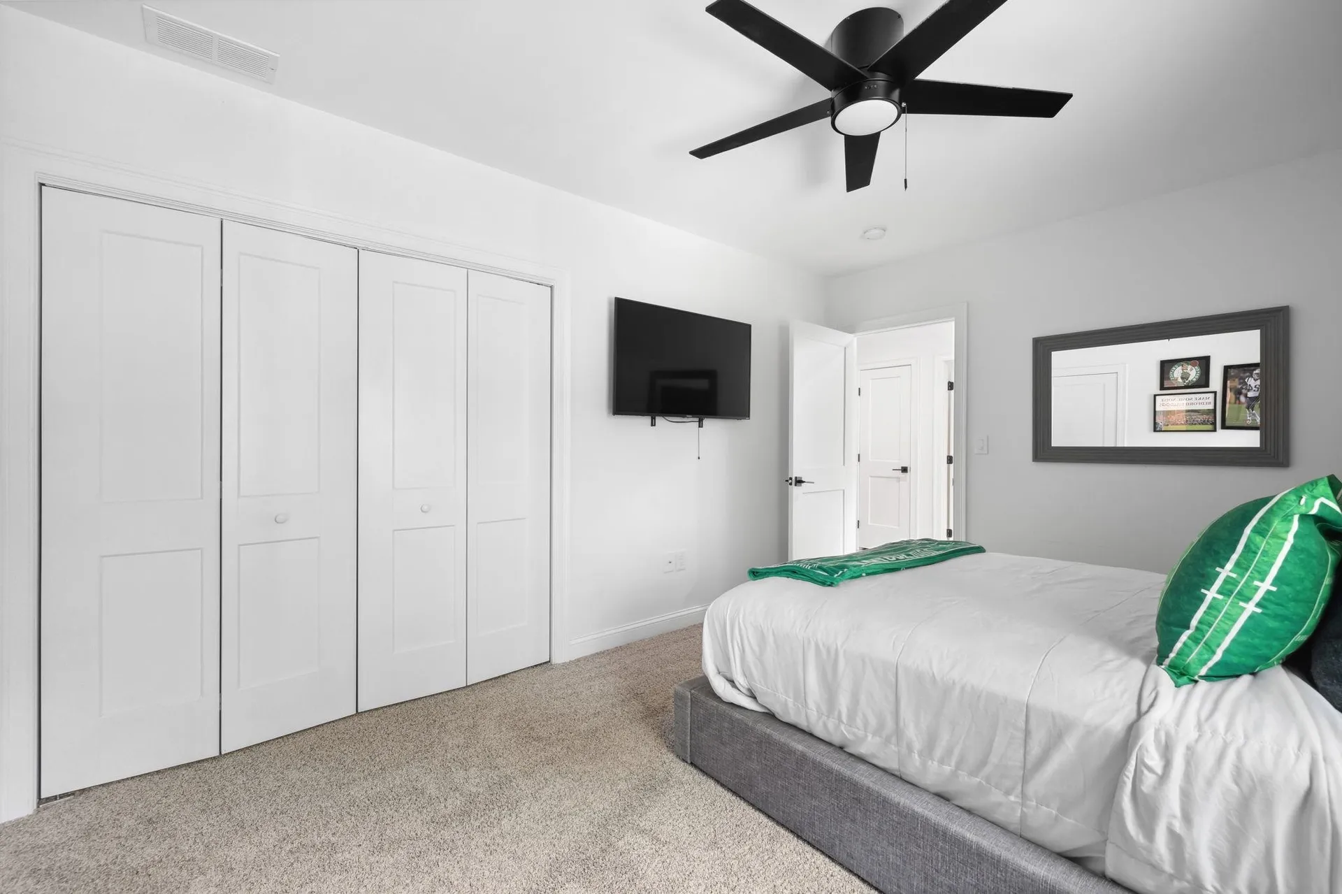 40 Seton Drive Bedford NH 03110