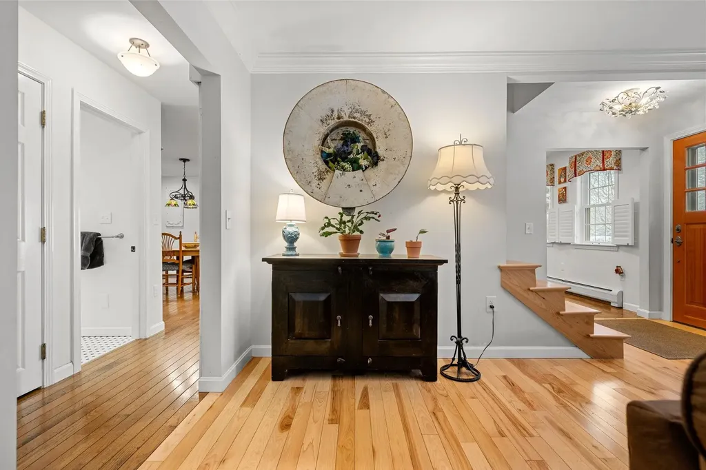 64 Raydon Road York ME 03909