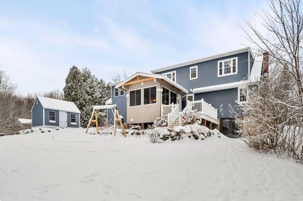 64 Raydon Road York ME 03909