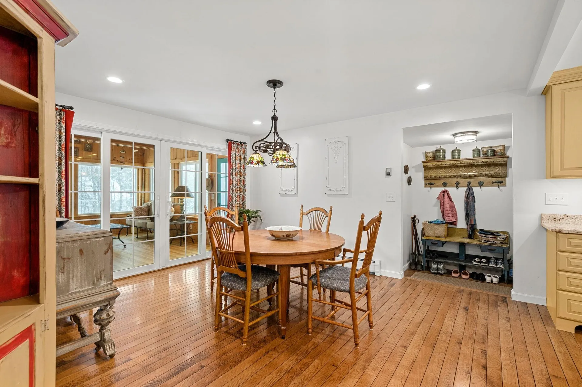 64 Raydon Road York ME 03909