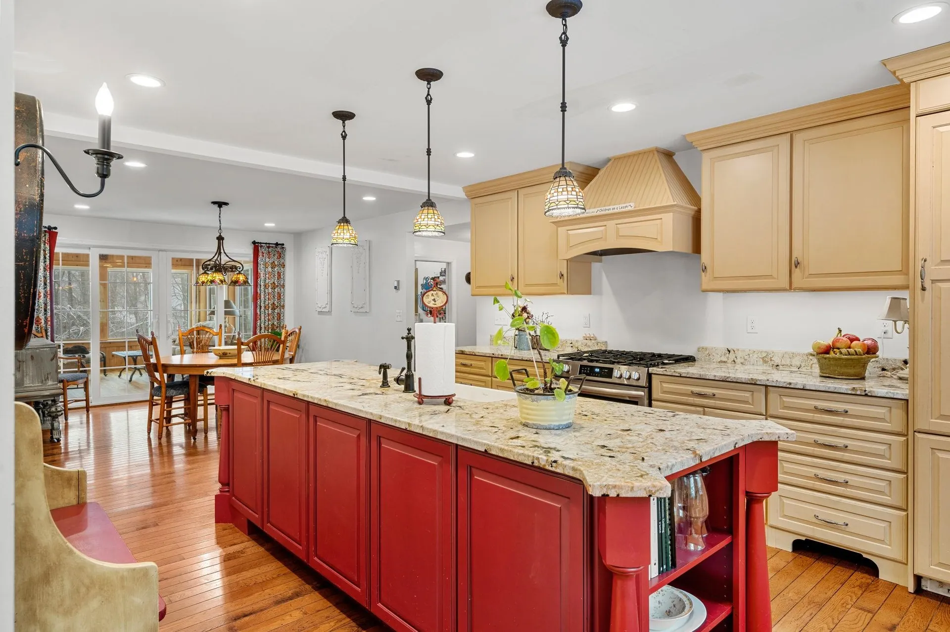 64 Raydon Road York ME 03909