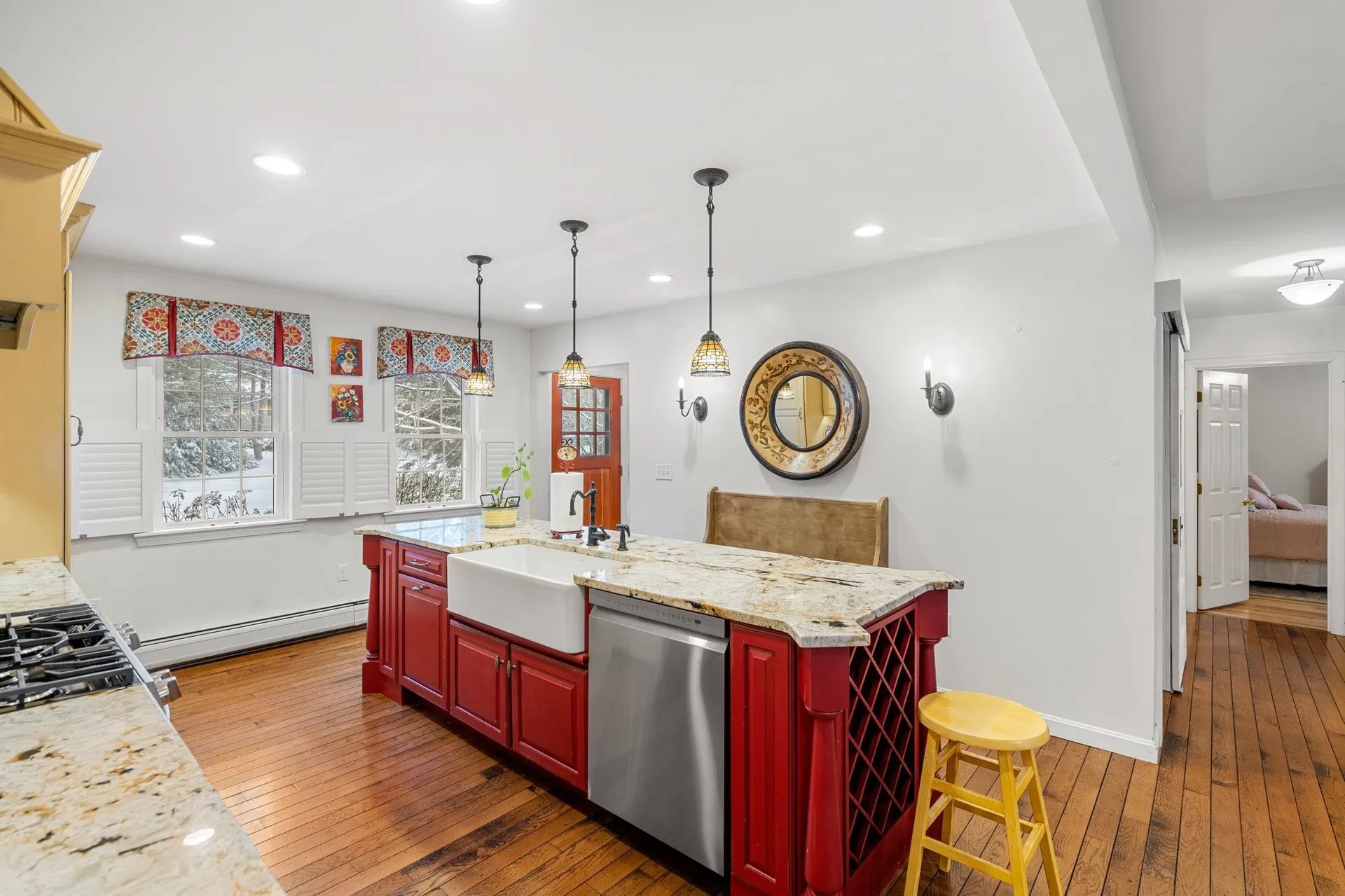 64 Raydon Road York ME 03909