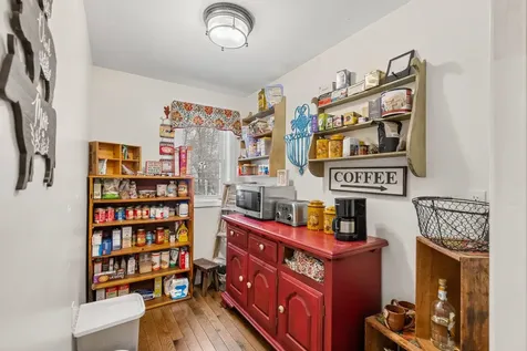 64 Raydon Road York ME 03909