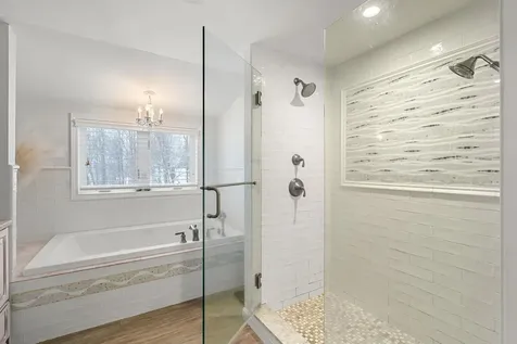 64 Raydon Road York ME 03909