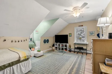 64 Raydon Road York ME 03909