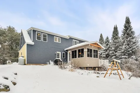 64 Raydon Road York ME 03909