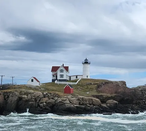 64 Raydon Road York ME 03909