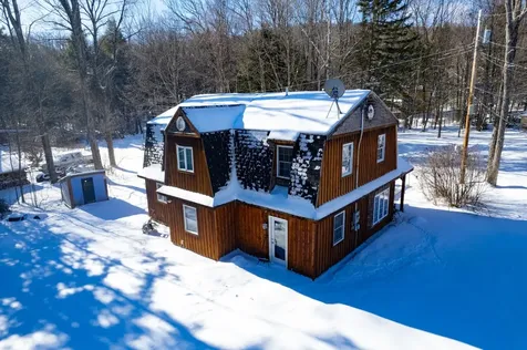 25 Laplante Road Cavendish VT 05142