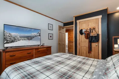 25 Laplante Road Cavendish VT 05142