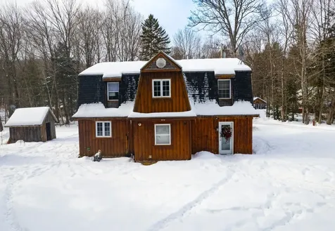 25 Laplante Road Cavendish VT 05142