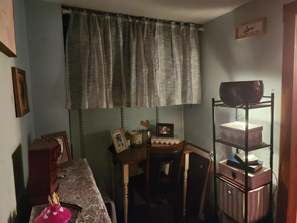 31 Hildreth Street Winchester NH 03470