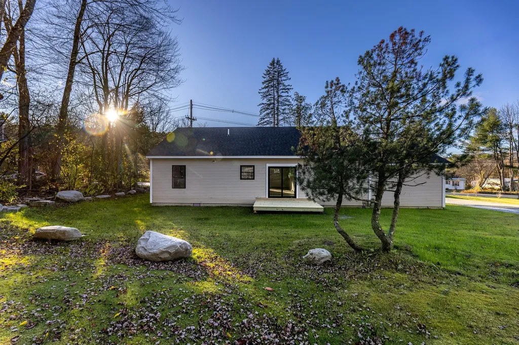 216 Quechee Hartland Road Hartford VT 05059