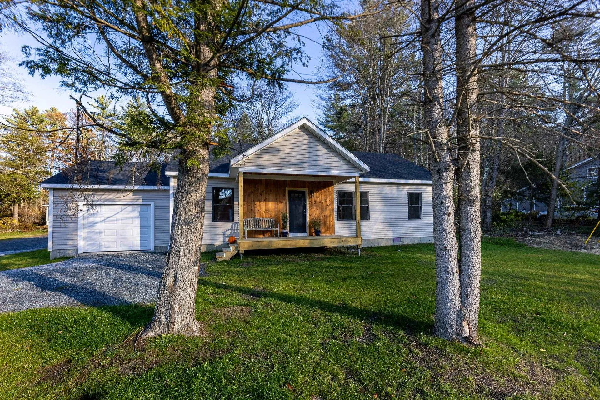 216 Quechee Hartland Road Hartford VT 05059