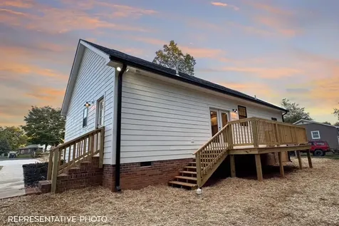 216 Quechee Hartland Road Hartford VT 05059