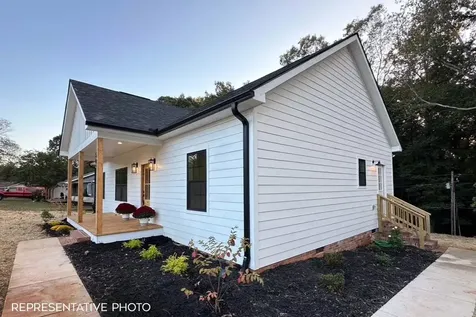 216 Quechee Hartland Road Hartford VT 05059
