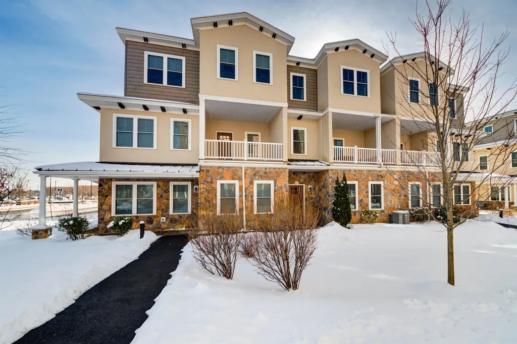 4 Montalcino Way Salem NH 03079