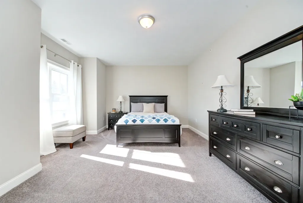 4 Montalcino Way Salem NH 03079