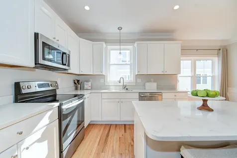 4 Montalcino Way Salem NH 03079