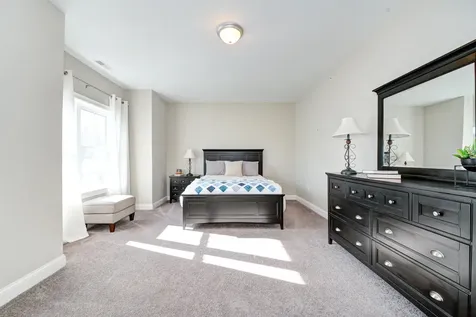 4 Montalcino Way Salem NH 03079