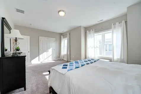 4 Montalcino Way Salem NH 03079