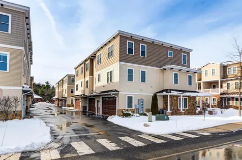 4 Montalcino Way Salem NH 03079