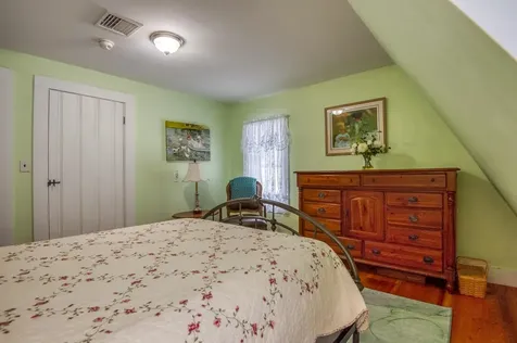 33 Roberts Road Eaton NH 03832