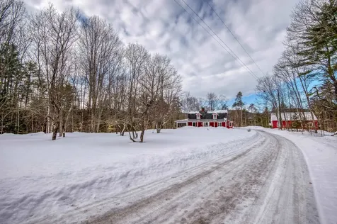 33 Roberts Road Eaton NH 03832
