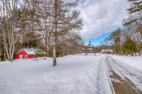 33 Roberts Road Eaton NH 03832