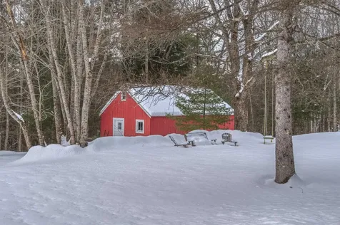 33 Roberts Road Eaton NH 03832