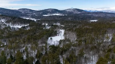 33 Roberts Road Eaton NH 03832