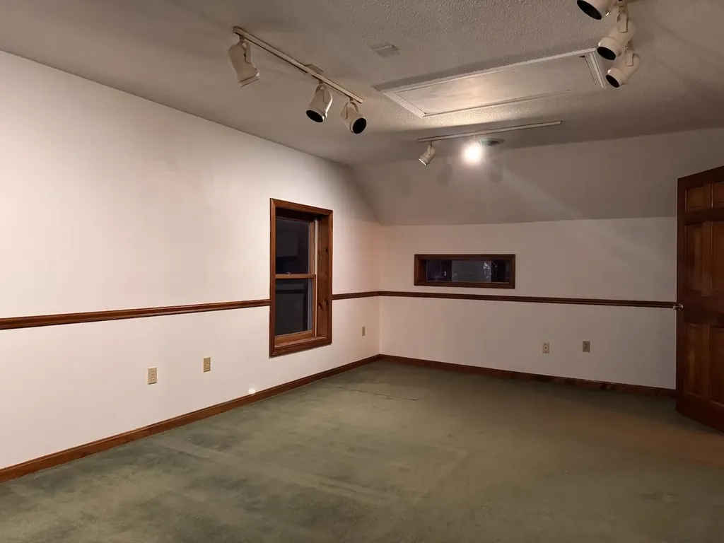 275 Court Street Keene NH 03431