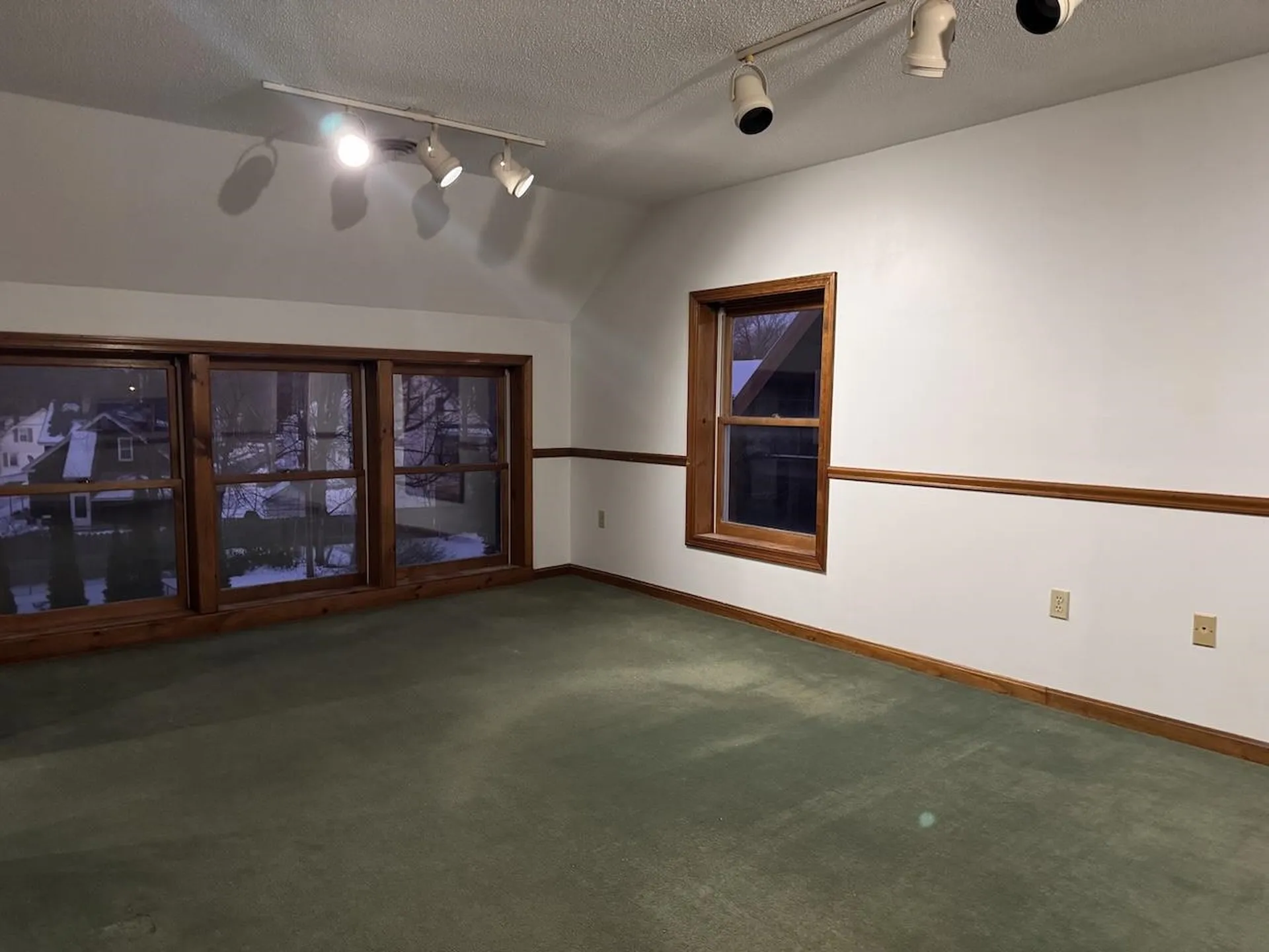 275 Court Street Keene NH 03431