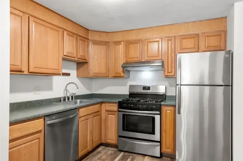 2 Brookside Drive Exeter NH 03833