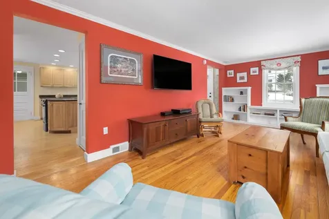 5 Brockway Road Hanover NH 03755