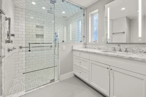 5 Brockway Road Hanover NH 03755