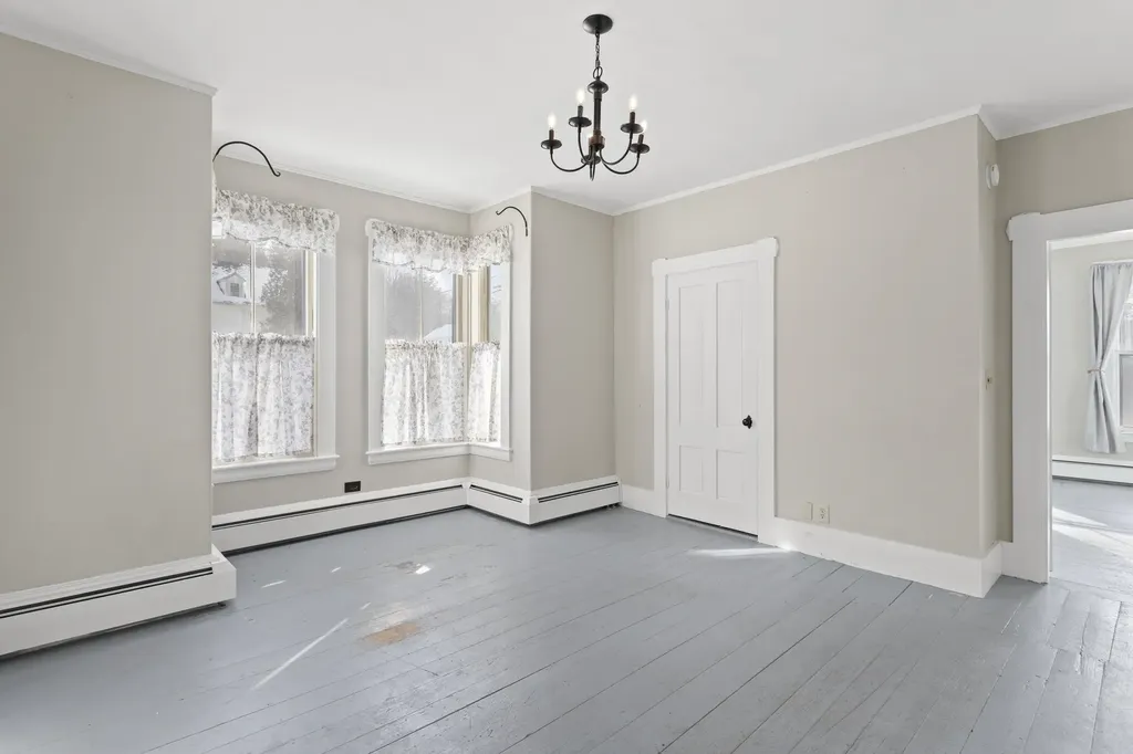 28 Back River Road Dover NH 03820