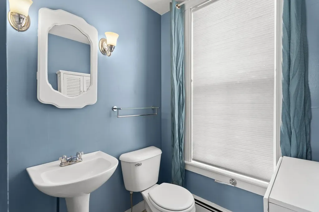 28 Back River Road Dover NH 03820