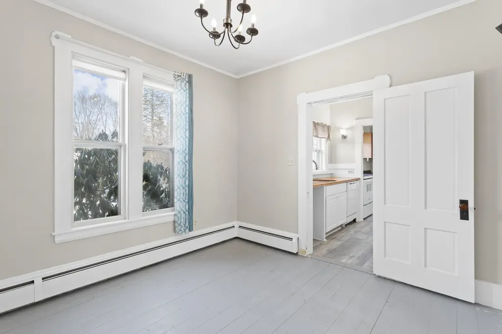 28 Back River Road Dover NH 03820