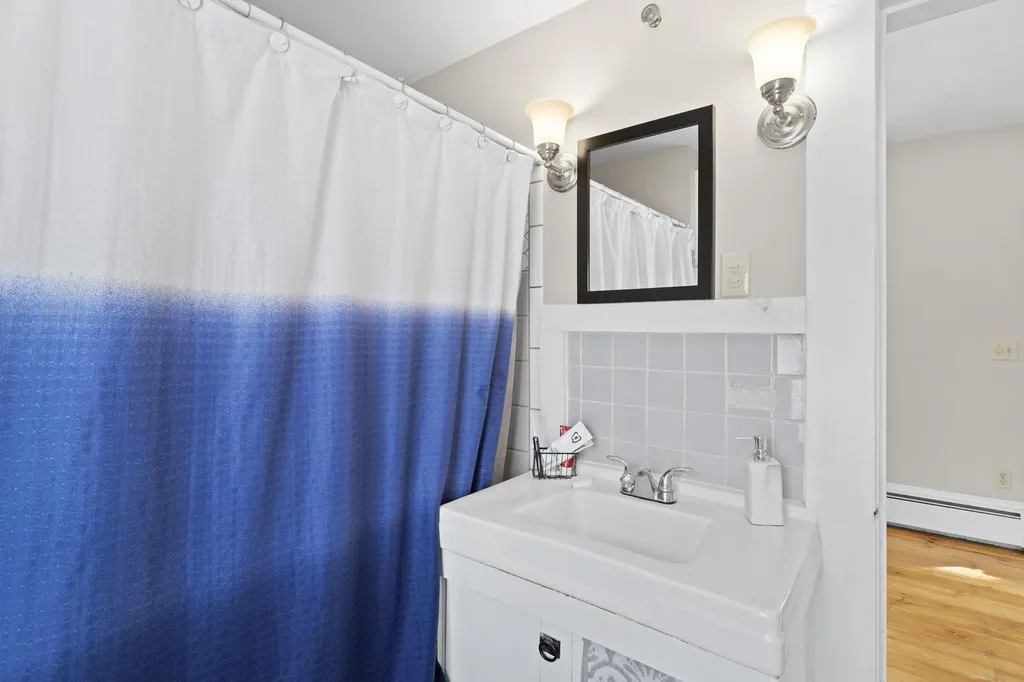 28 Back River Road Dover NH 03820