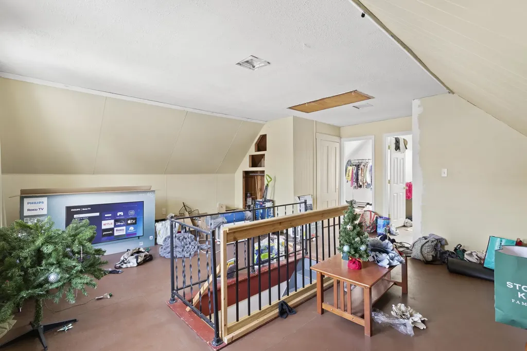 28 Back River Road Dover NH 03820