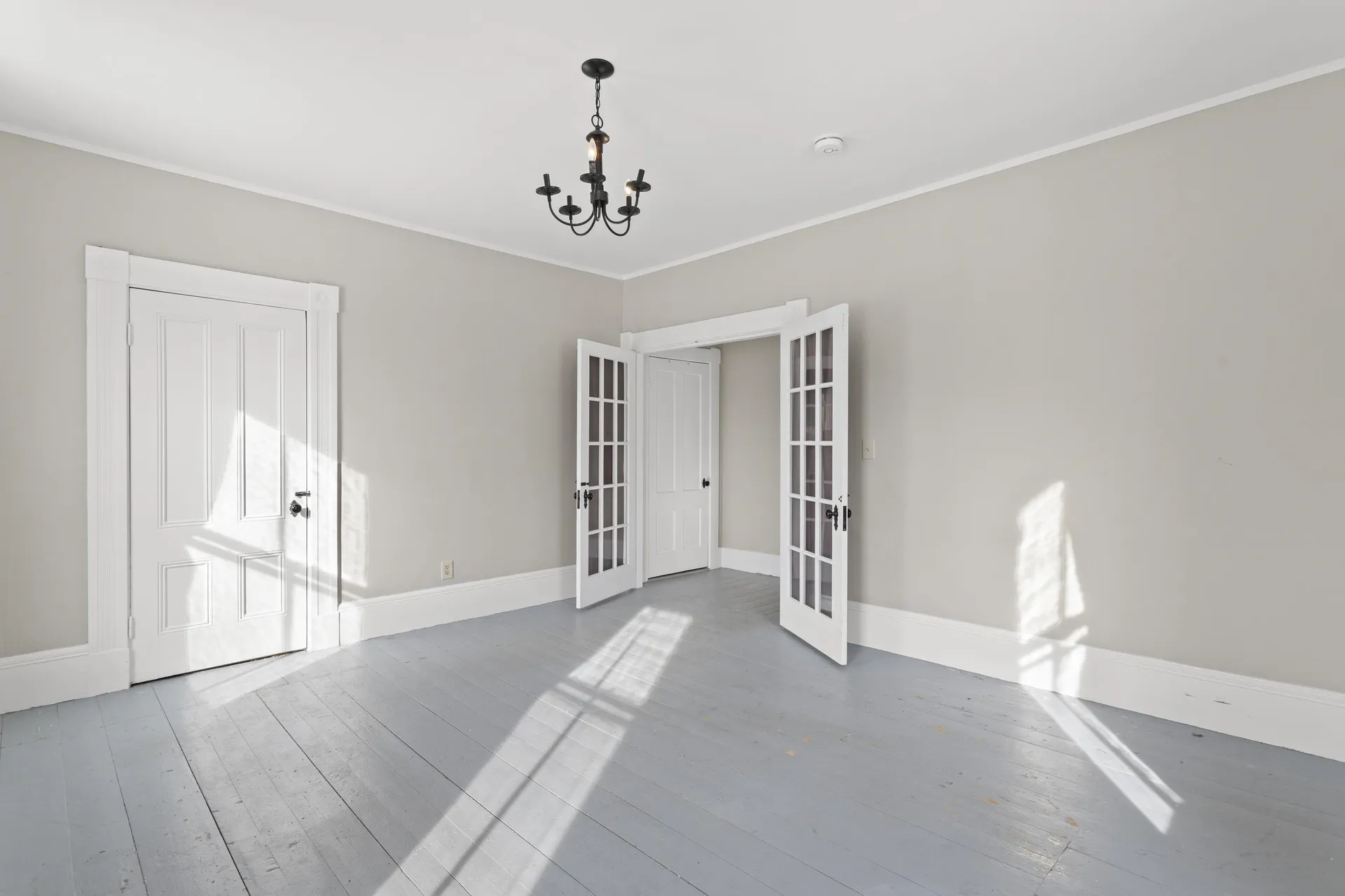 28 Back River Road Dover NH 03820